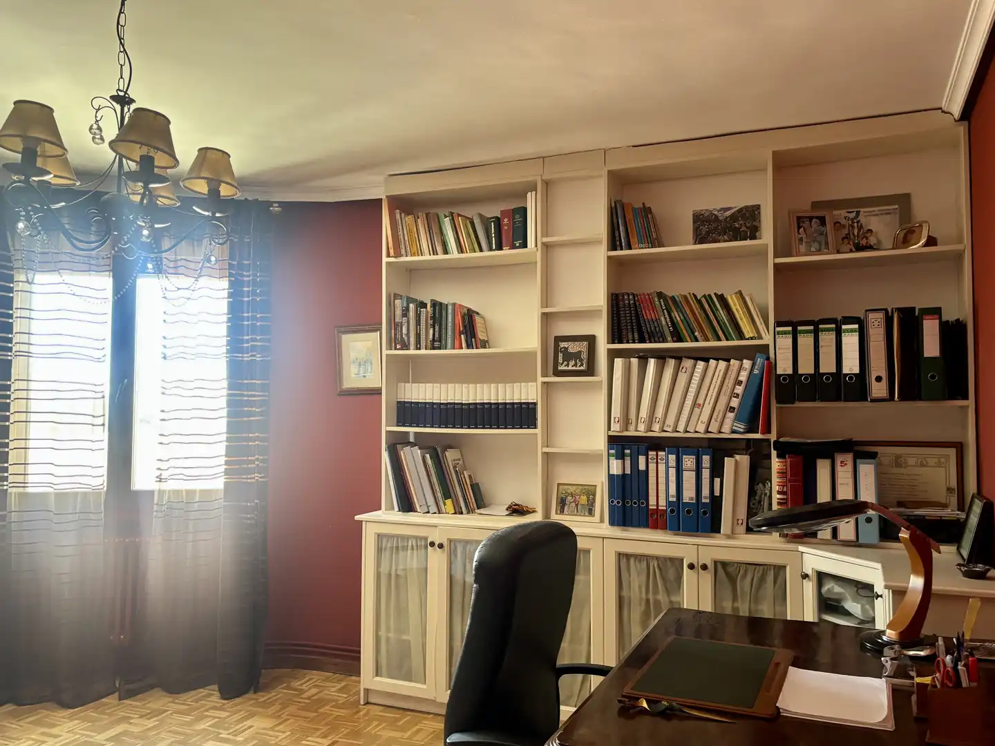 Piso de alquiler en Calle Gobernador Fernández Jiménez, 20, Centro Sala de estar de Piso de alquiler en Segovia con Calefacción, Parquet y Amueblado