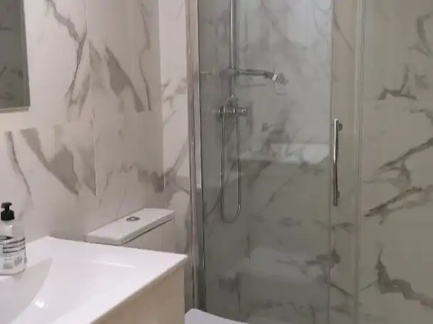 Bathroom of Apartments for rent in León Capital 