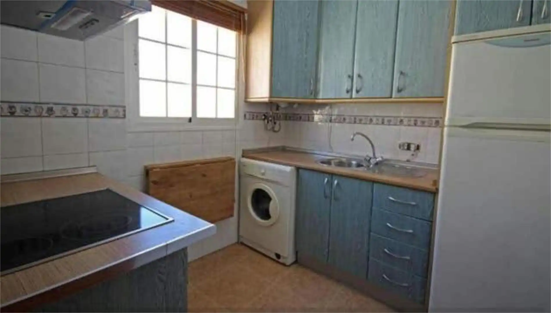 Piso de alquiler en El Molinillo - Capuchinos Cocina de Piso de alquiler en Málaga con Amueblado