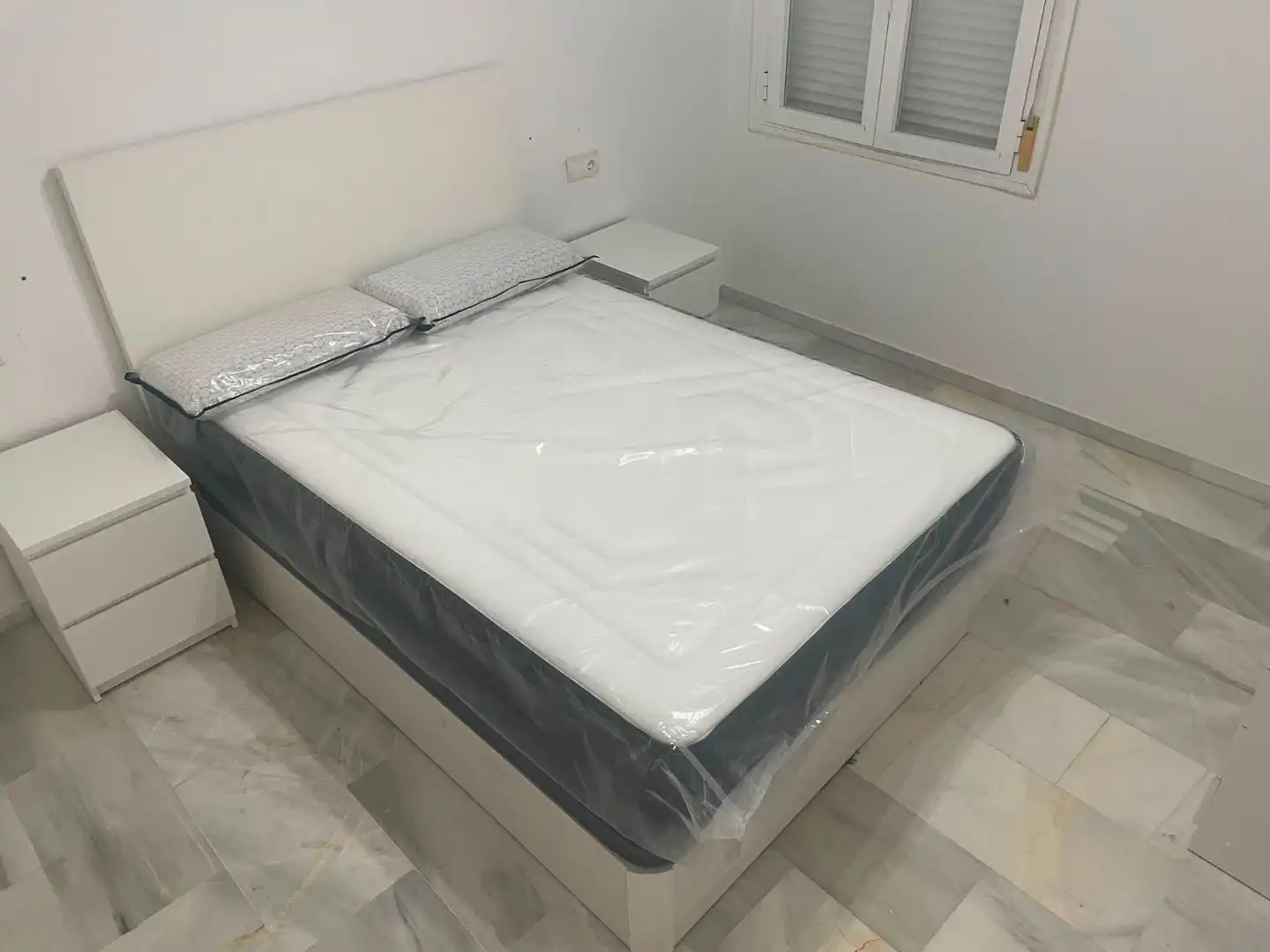 Flat for rent in Calle Sidney, 63, Altos de Estepona Bedroom of Flat for rent in Estepona with Terrace and Swimming Pool