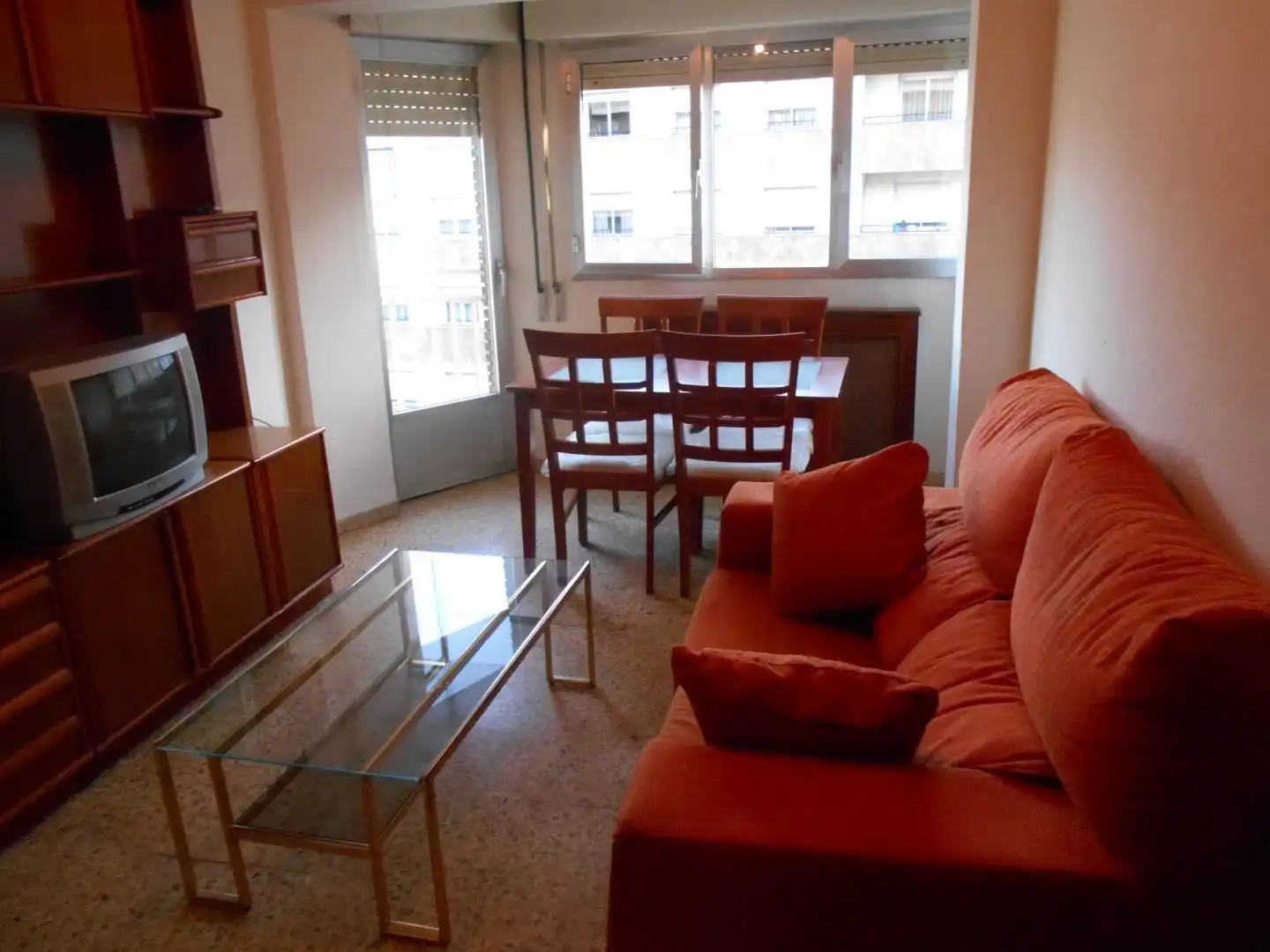 Habitación en Avenida de Portugal, 126, Vidal Sala de estar de Piso para compartir en Salamanca con Calefacción, Amueblado y Balcón