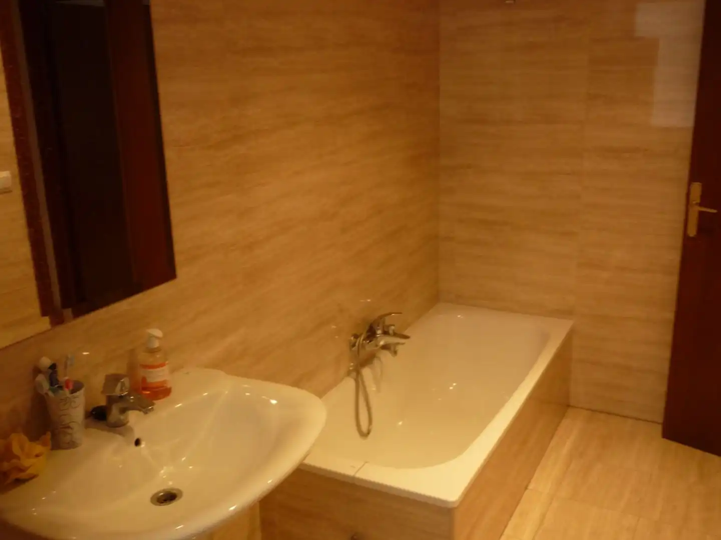 Habitación en Avenida de Portugal, 126, Vidal Baño de Piso para compartir en Salamanca con Calefacción, Amueblado y Balcón