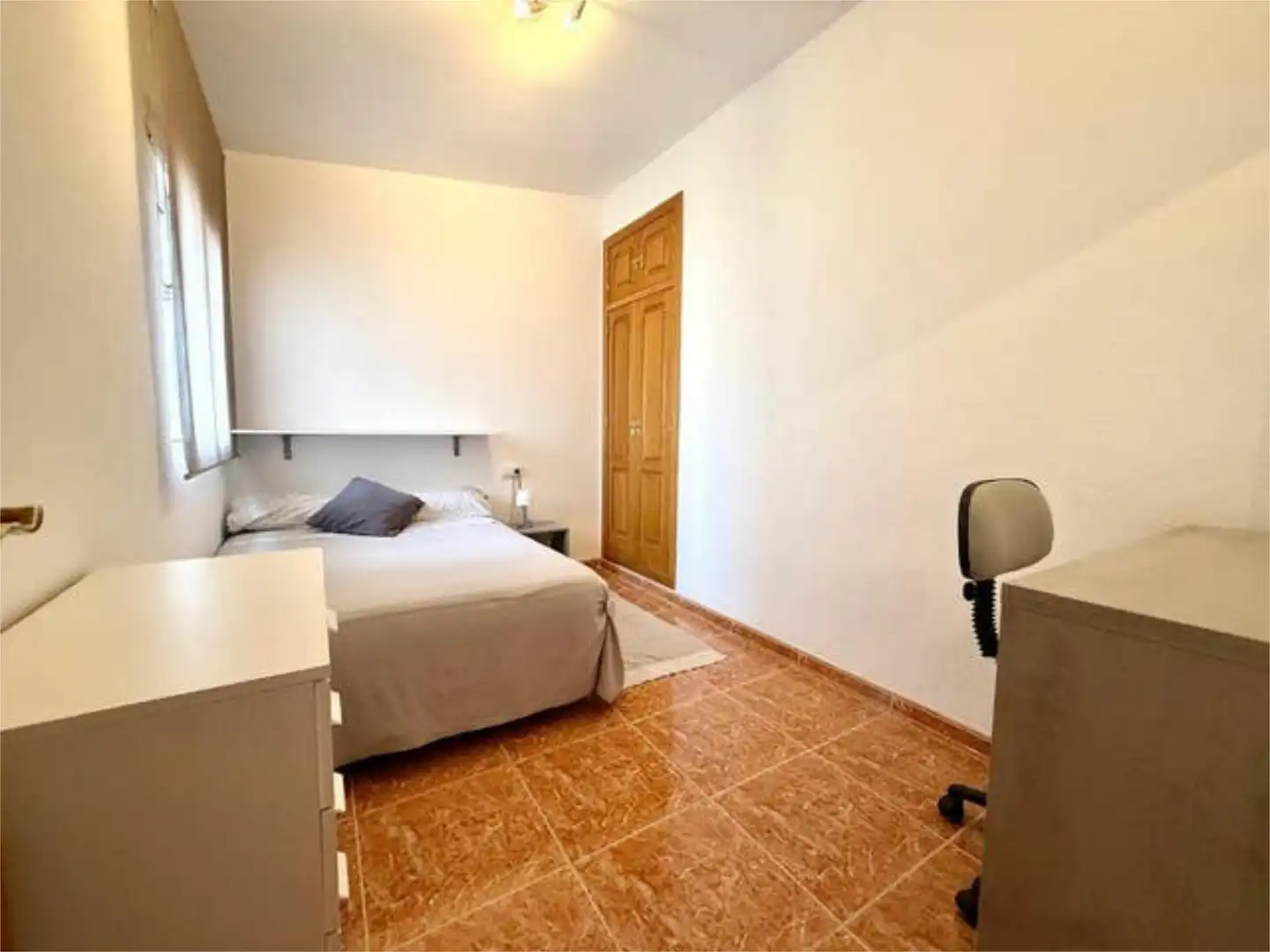 Schlafzimmer von Wohnung zur Miete in Córdoba mit Terrasse, Möbliert und Haustiere erlaubt