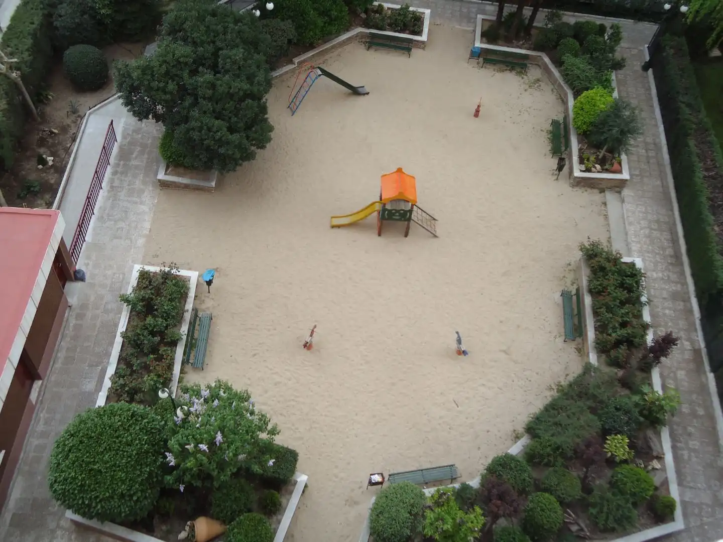 Garden of Flat for rent in  Madrid Capital  with Air Conditioner, Terrace and Swimming Pool