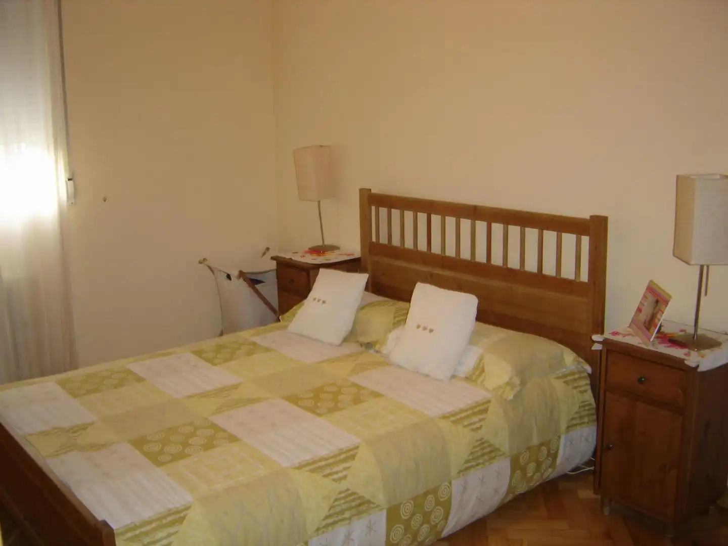 Bedroom of Flat for rent in  Madrid Capital  with Air Conditioner, Terrace and Swimming Pool
