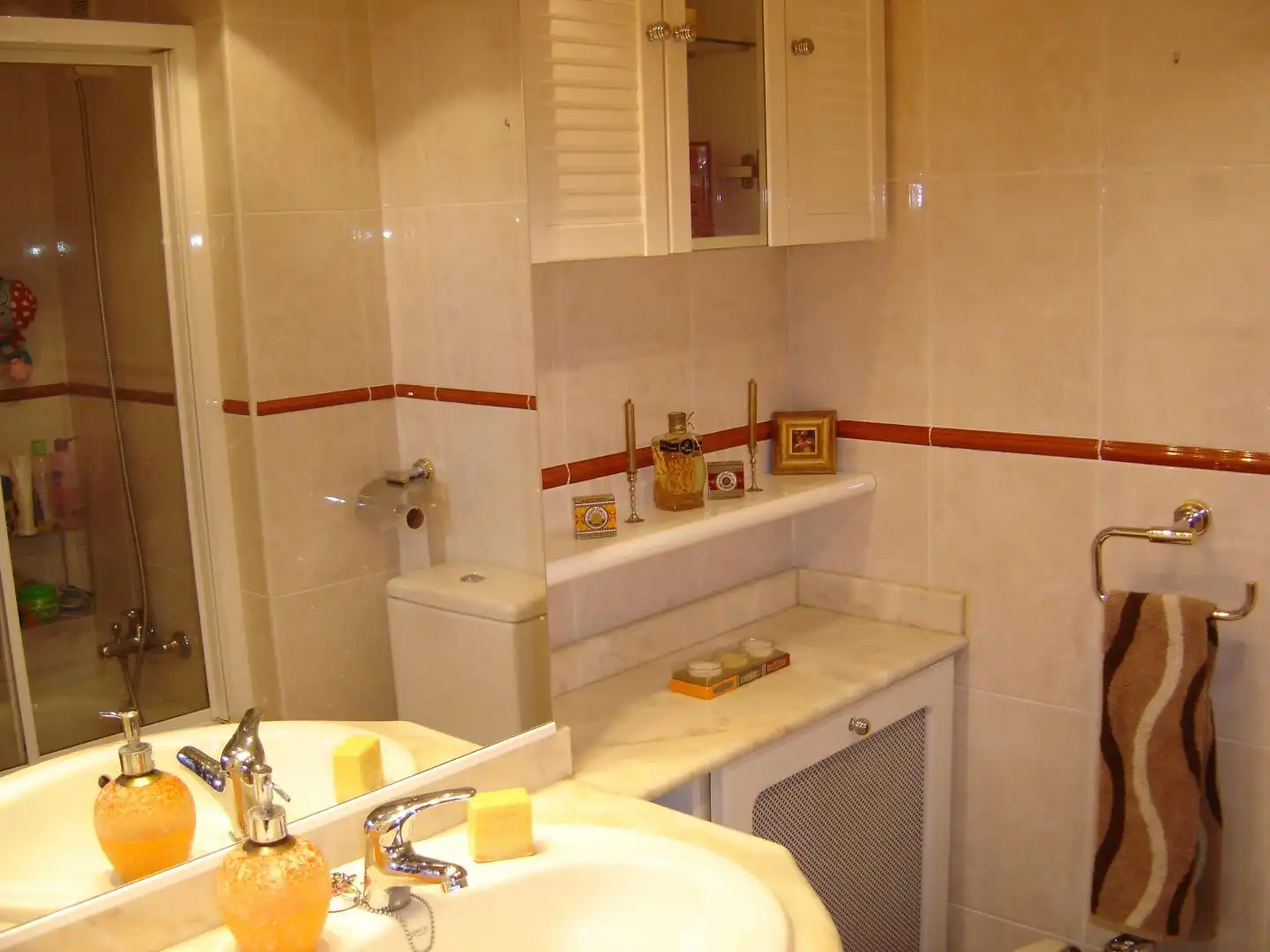 Bathroom of Flat for rent in  Madrid Capital  with Air Conditioner, Terrace and Swimming Pool