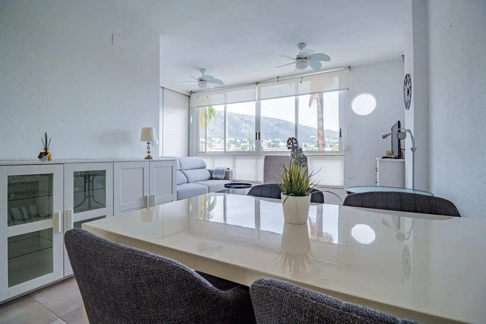 Living room of Flat for rent in L'Alfàs del Pi  with Air Conditioner, Heating and Private garden