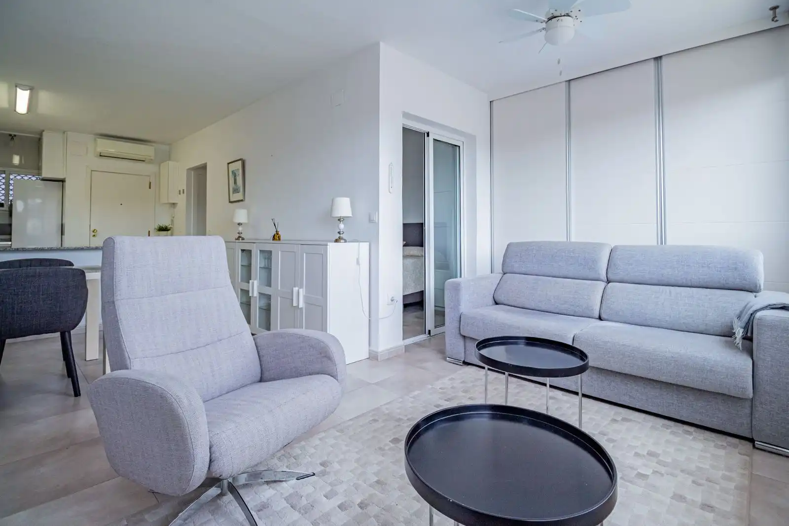 Living room of Flat for rent in L'Alfàs del Pi  with Air Conditioner, Heating and Private garden