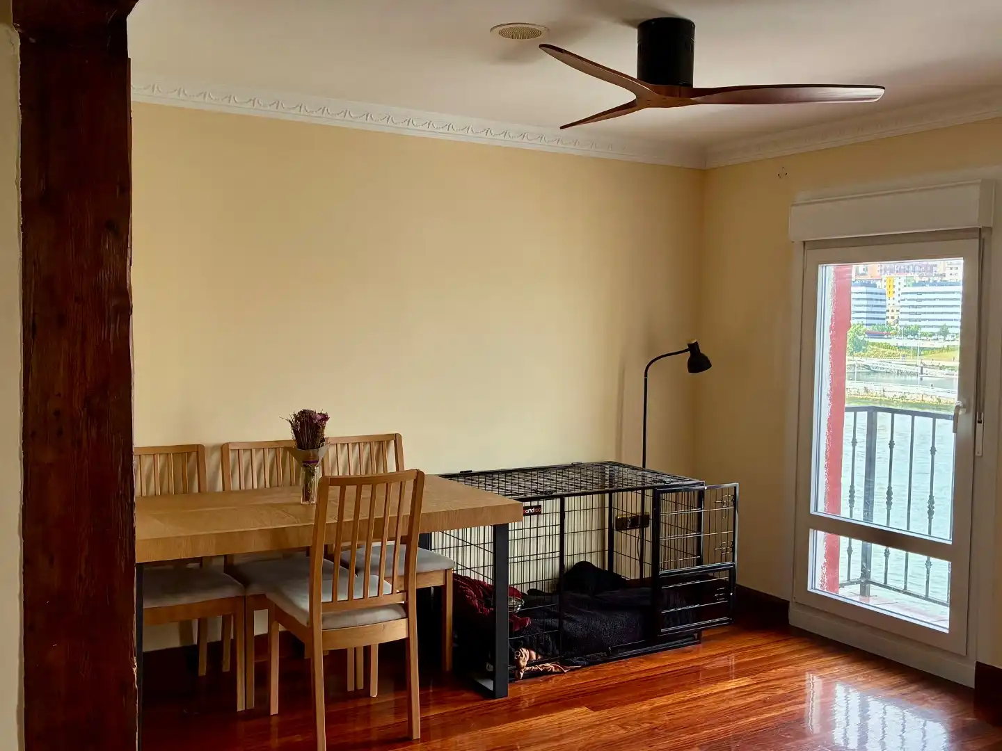 Comedor de Piso en venta en Erandio con Balcón