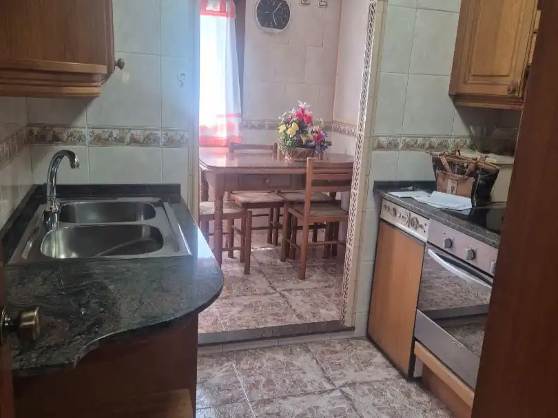 Wohnung zum Verkauf in Avenida de la Libertad, 80, San Martín del Rey Aurelio Küche von Wohnung zum Verkauf in San Martín del Rey Aurelio mit Heizung, Parkett und Abstellraum