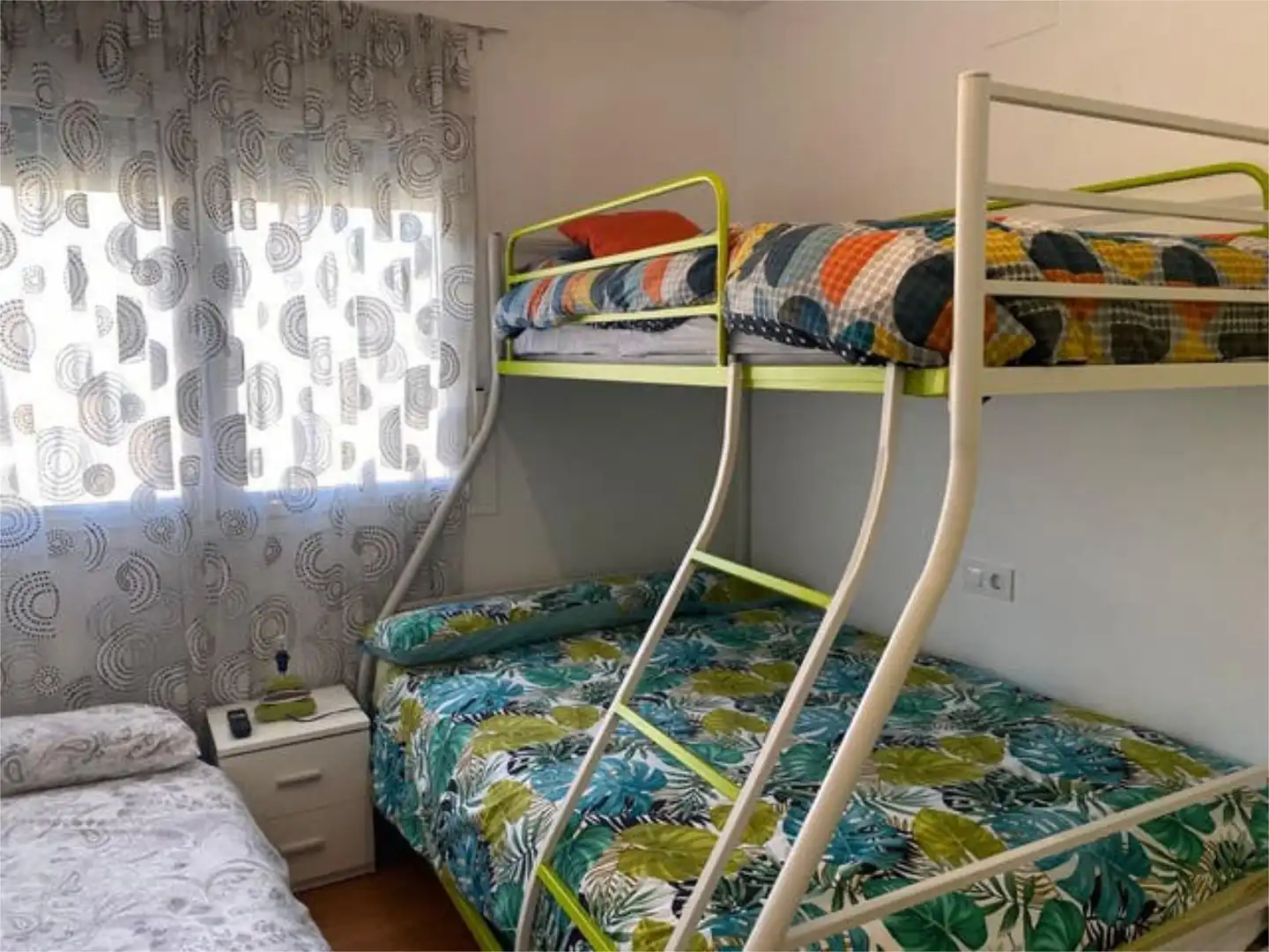 Einfamilien-Reihenhaus zum Verkauf in Ossa de Montiel Schlafzimmer von Einfamilien-Reihenhaus zum Verkauf in Ossa de Montiel mit Heizung, Privatgarten und Terrasse