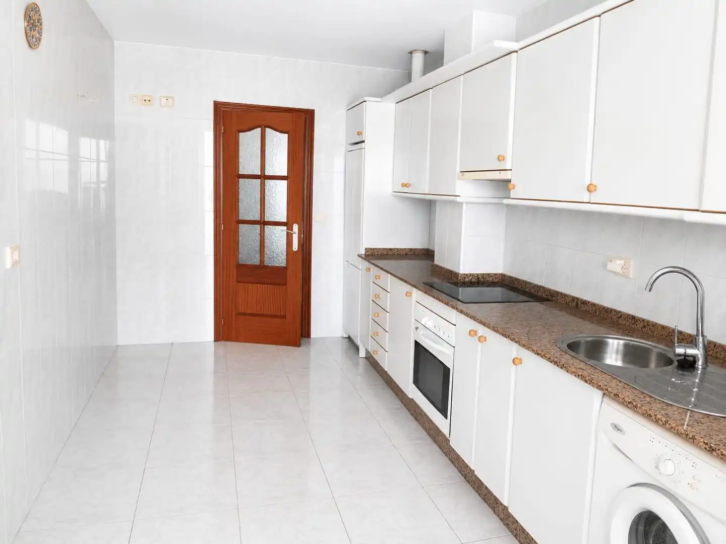 Piso de alquiler en Rúa Alejandro Pérez Lugín, 4, Portádego - Vilaboa Norte Cocina de Piso de alquiler en Culleredo con Calefacción, Parquet y Terraza