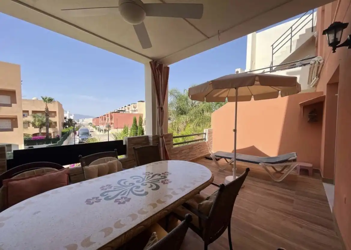Terrassa de Pis en venda en Madrid amb Aire condicionat, Calefacció i Jardí privat