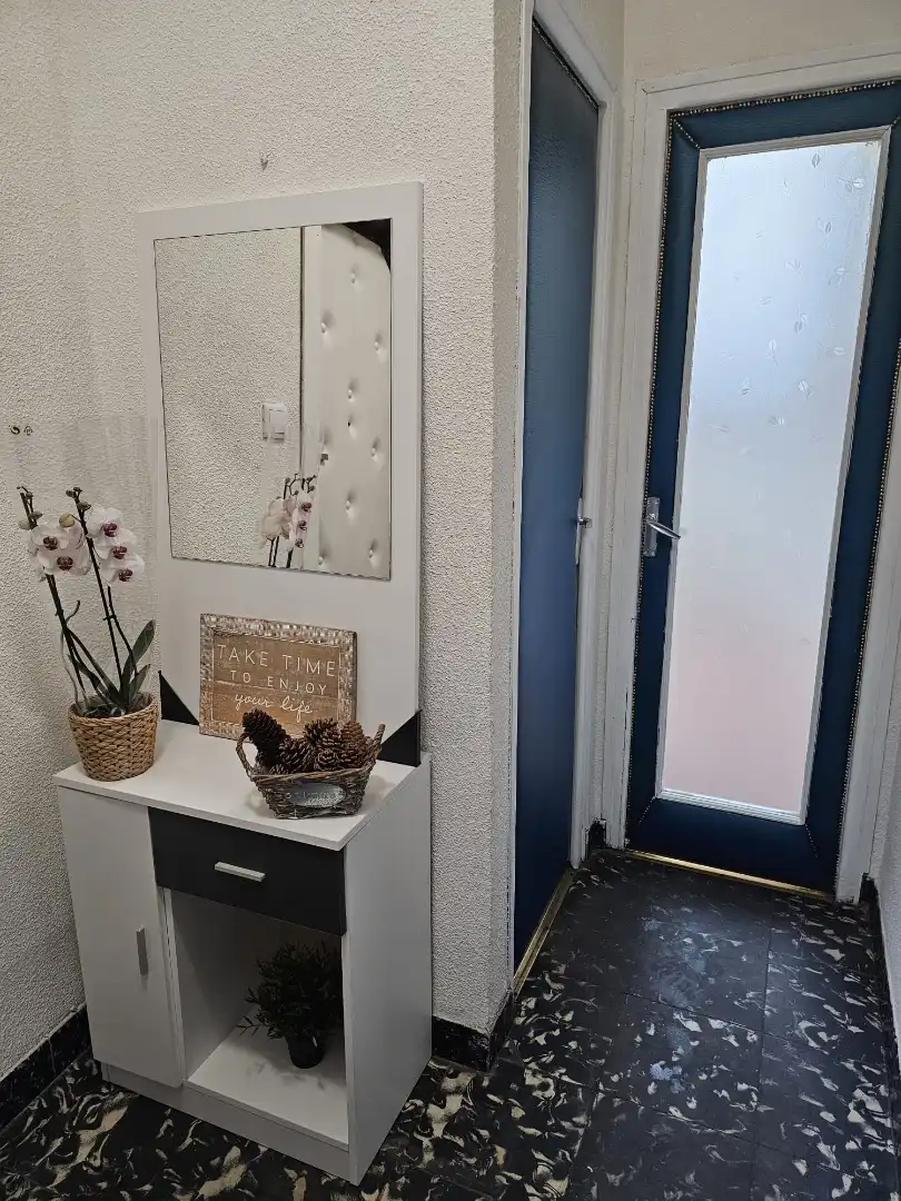 Flat for rent in Elda  with Air Conditioner, Terrace and Furnished