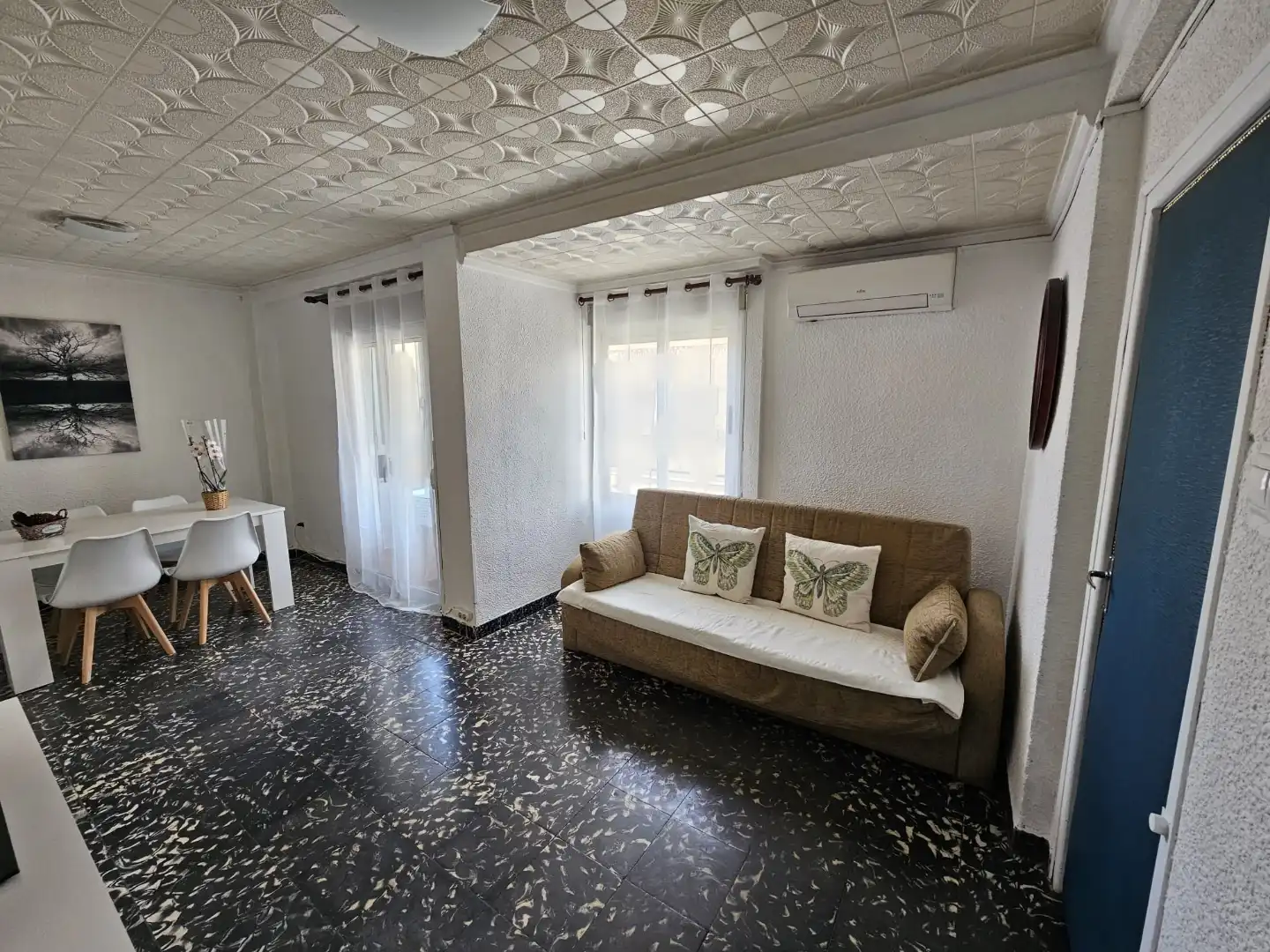 Living room of Flat for rent in Elda  with Air Conditioner, Terrace and Furnished