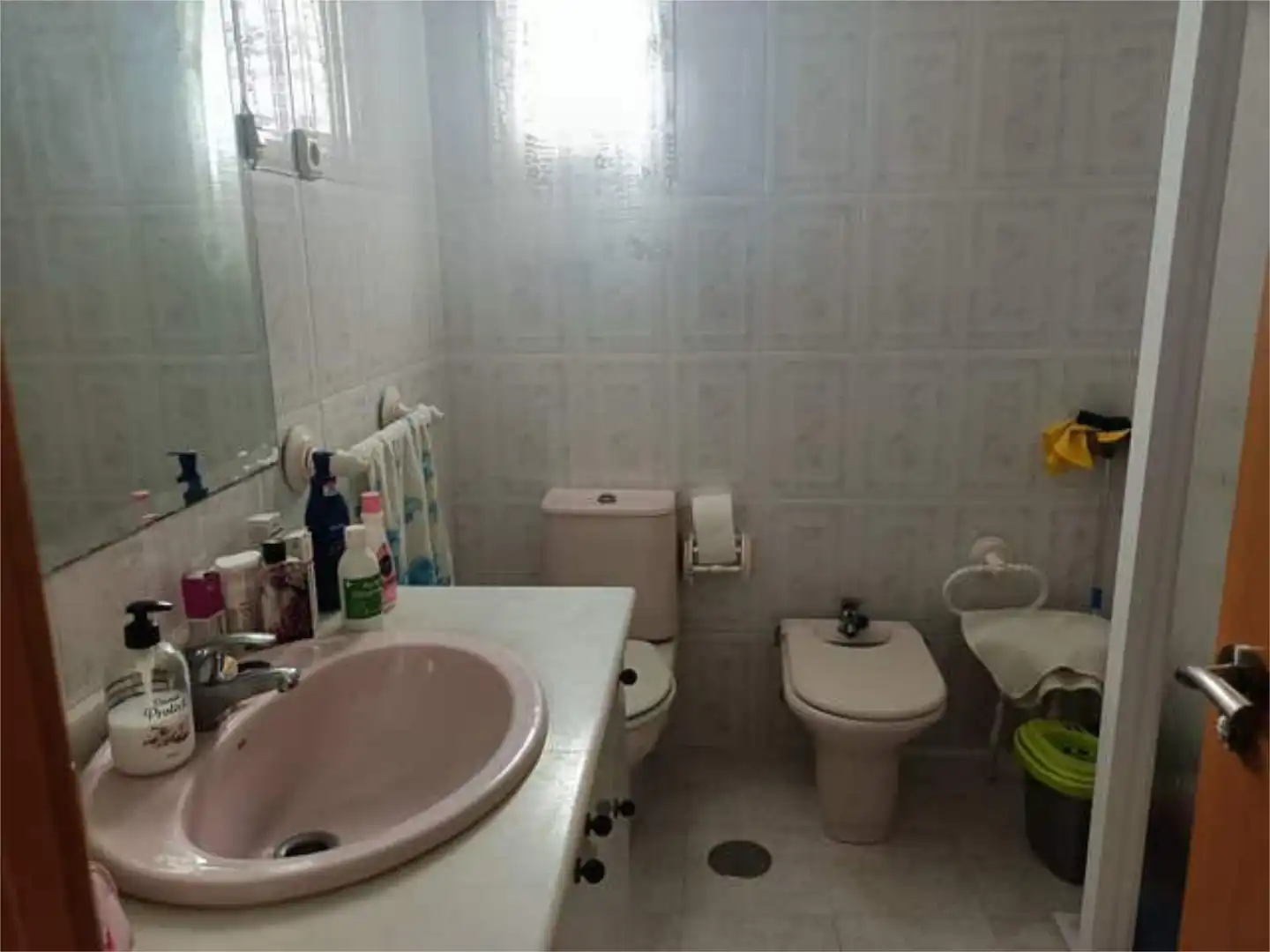Baño de Piso en venta en Málaga con Terraza y Amueblado
