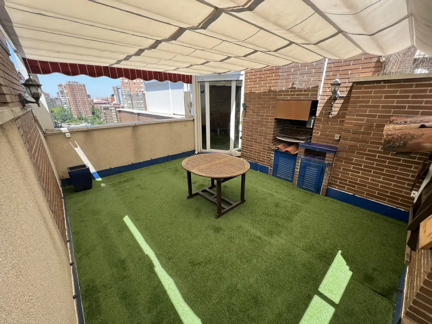 Terraza de Piso de alquiler en Madrid con Aire acondicionado, Calefacción y Jardín privado