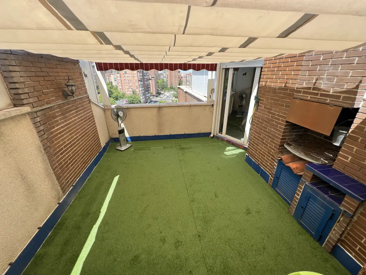 Terraza de Piso de alquiler en Madrid con Aire acondicionado, Calefacción y Jardín privado