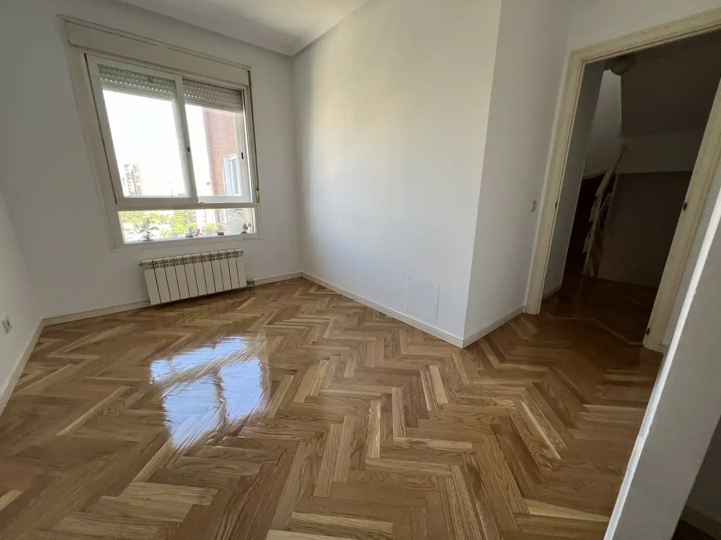 Habitación de Piso de alquiler en Madrid con Aire acondicionado, Calefacción y Jardín privado