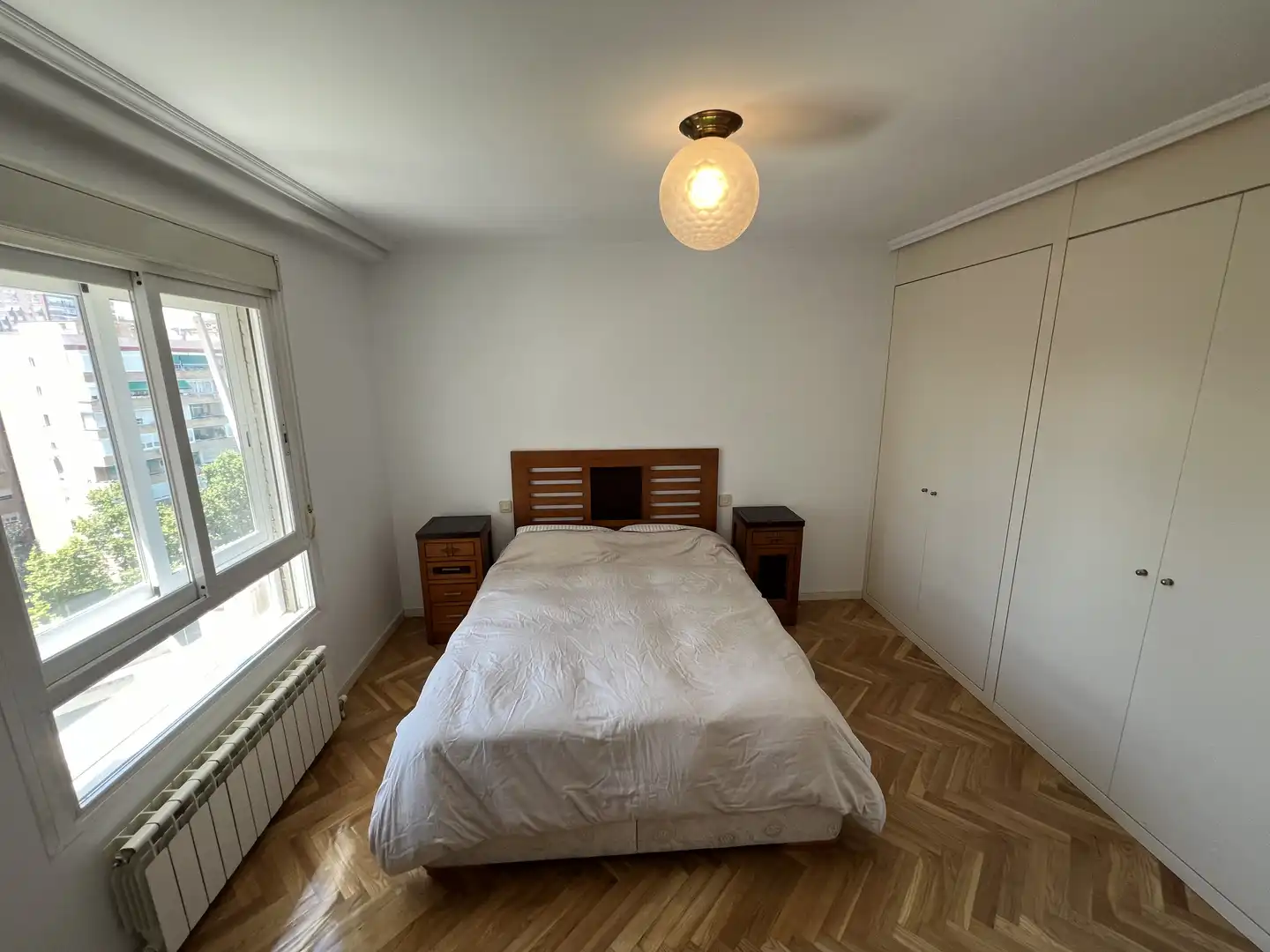 Habitación de Piso de alquiler en Madrid con Aire acondicionado, Calefacción y Jardín privado