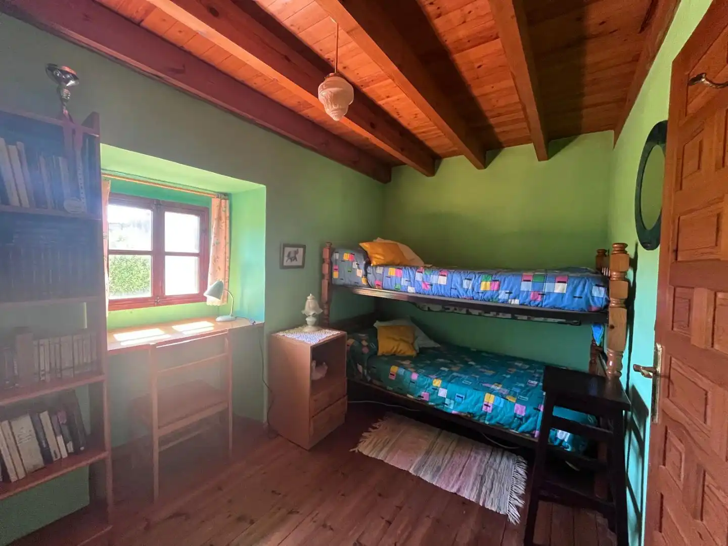 Schlafzimmer von Country house zum Verkauf in Ribadesella mit Privatgarten, Abstellraum und Möbliert
