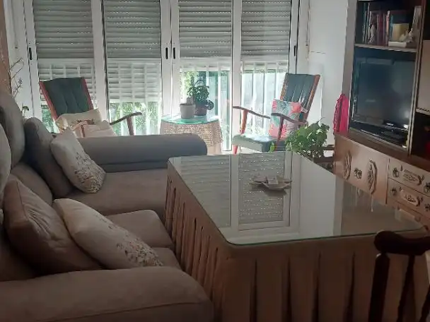 Living room of Flat for sale in Sevilla  with Air Conditioner, Heating and Furnished
