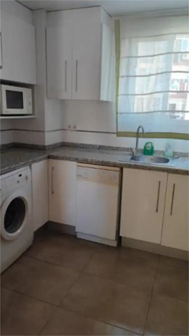 Wohnung zur Miete in Zona Avenida del Mar Küche von Wohnung zur Miete in Castellón de la Plana / Castelló de la Plana mit Privatgarten, Terrasse und Möbliert