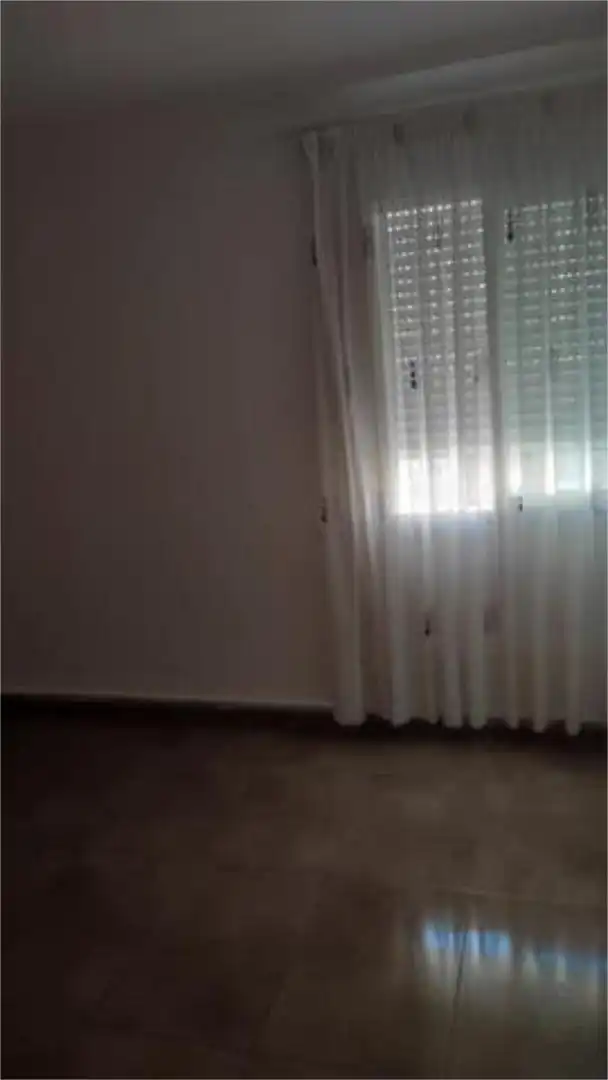 Wohnung zur Miete in Zona Avenida del Mar Schlafzimmer von Wohnung zur Miete in Castellón de la Plana / Castelló de la Plana mit Privatgarten, Terrasse und Möbliert