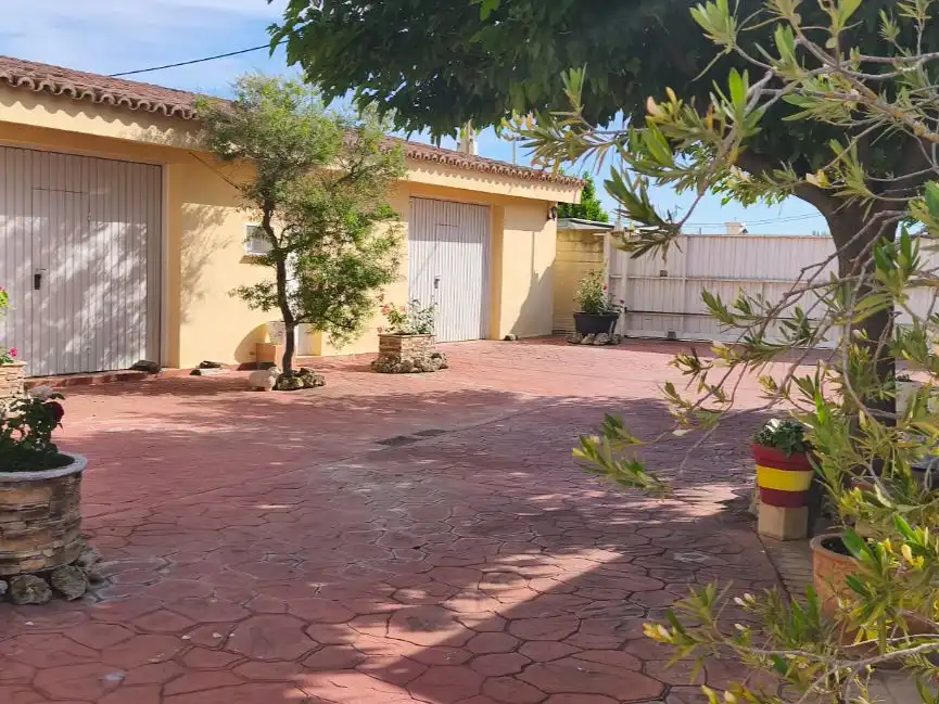 Flat for sale in Avenida de Movera, 381, Movera Exterior view of Flat for sale in Zaragoza with Air Conditioner, Heating and Terrace