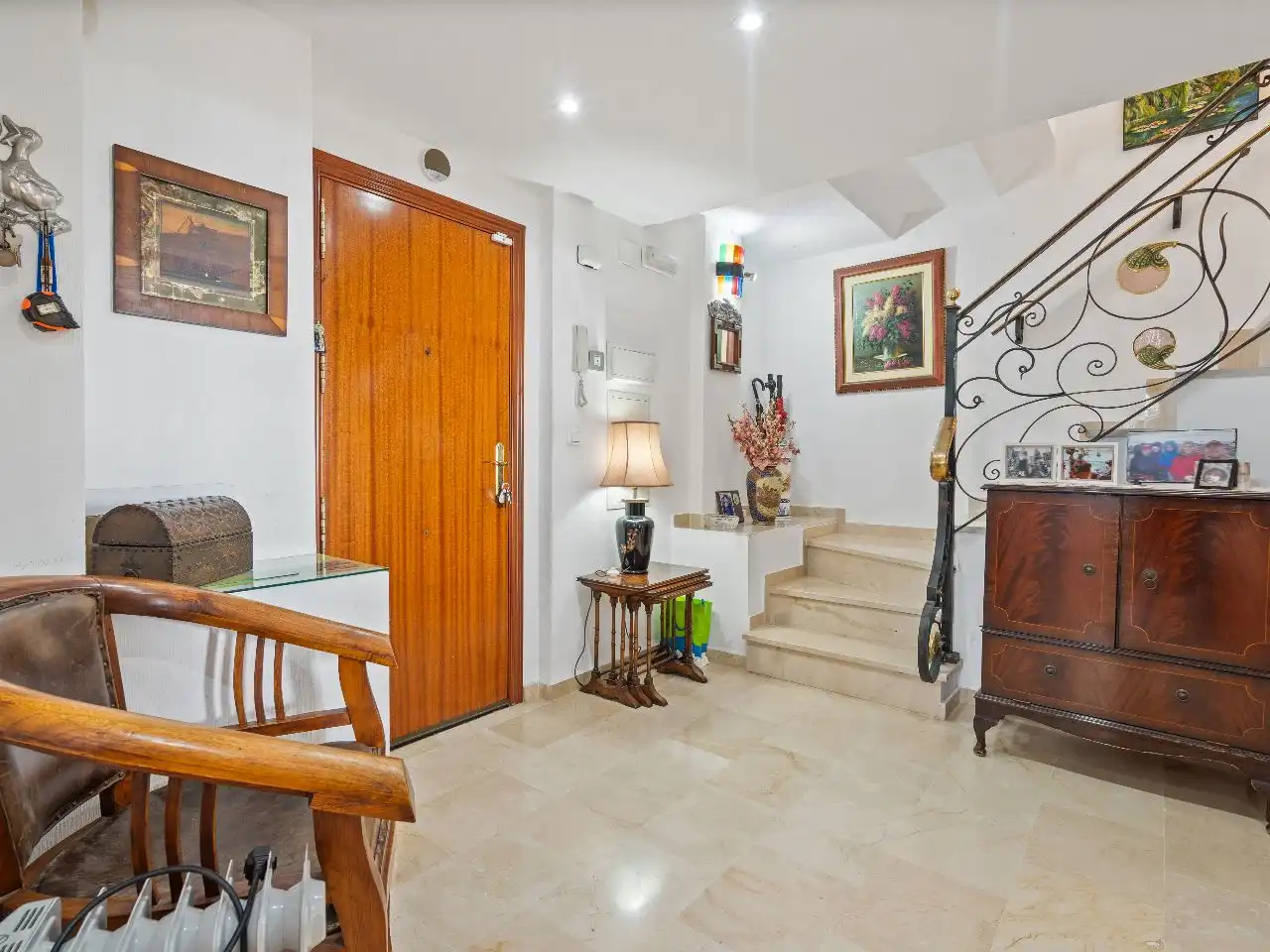 Attic for sale in Marbella  with Air Conditioner, Terrace and Swimming Pool