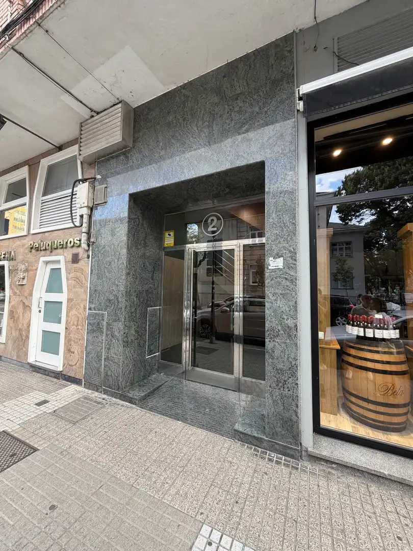 Flat for sale in Calle de Amaya, 2, Los Vadillos - R. Sanitaria - Pozanos Exterior view of Flat for sale in Burgos Capital