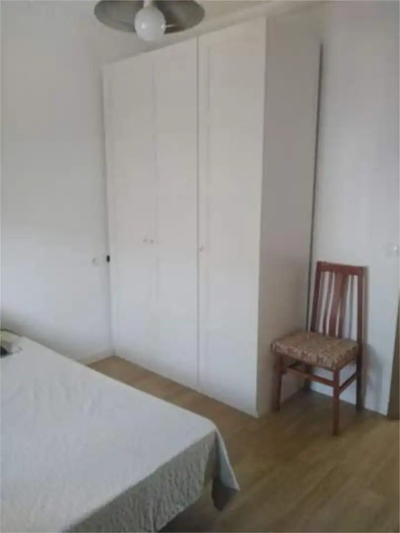 Piso de alquiler en El Retiro - La Vid Habitación de Piso de alquiler en Jerez de la Frontera con Calefacción y Amueblado