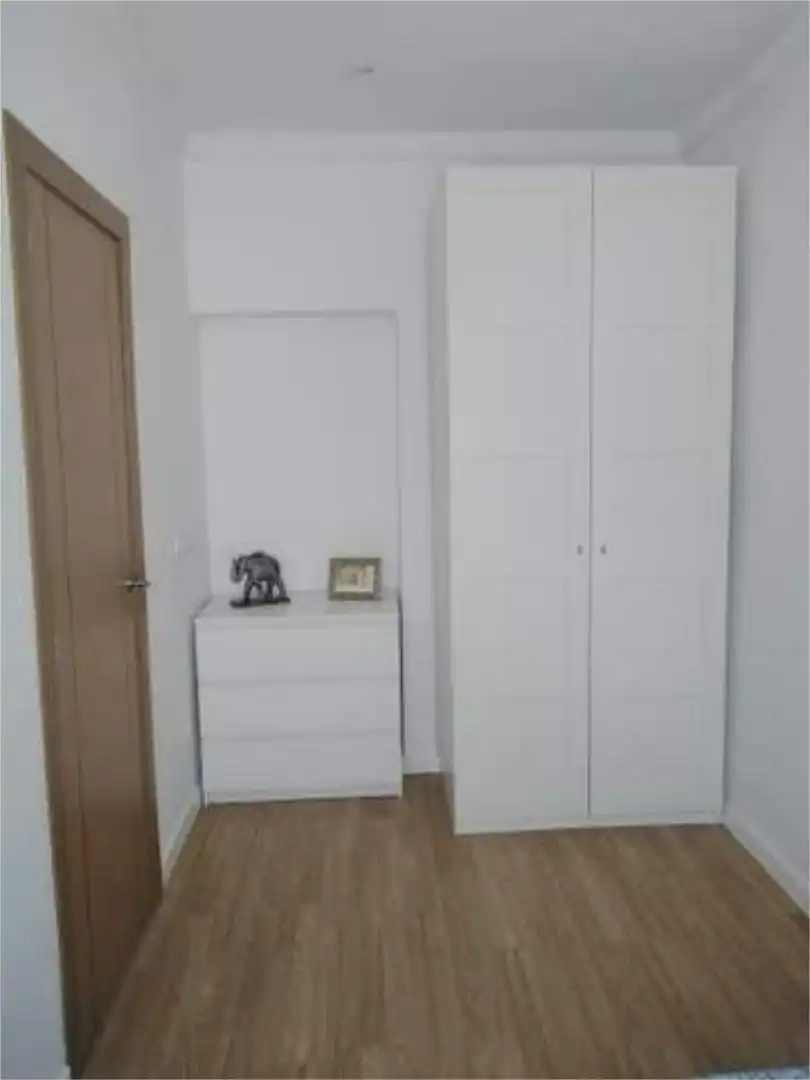Piso de alquiler en El Retiro - La Vid Habitación de Piso de alquiler en Jerez de la Frontera con Calefacción y Amueblado