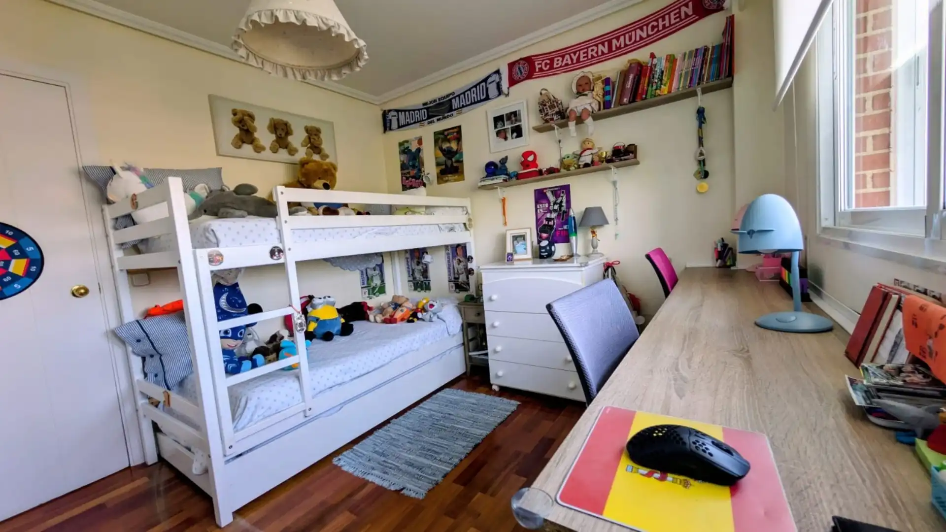 Flat for sale in Calle de la Hiedra, 182, El Soto de la Moraleja Bedroom of Flat for sale in La Moraleja with Air Conditioner and Swimming Pool
