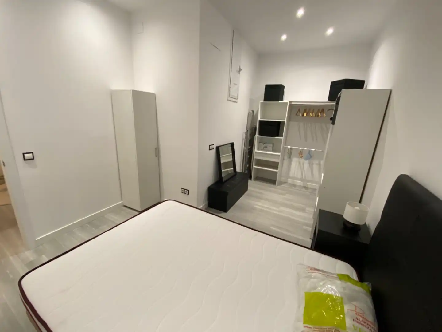 Habitación de Apartamento de alquiler en  Madrid Capital con Aire acondicionado