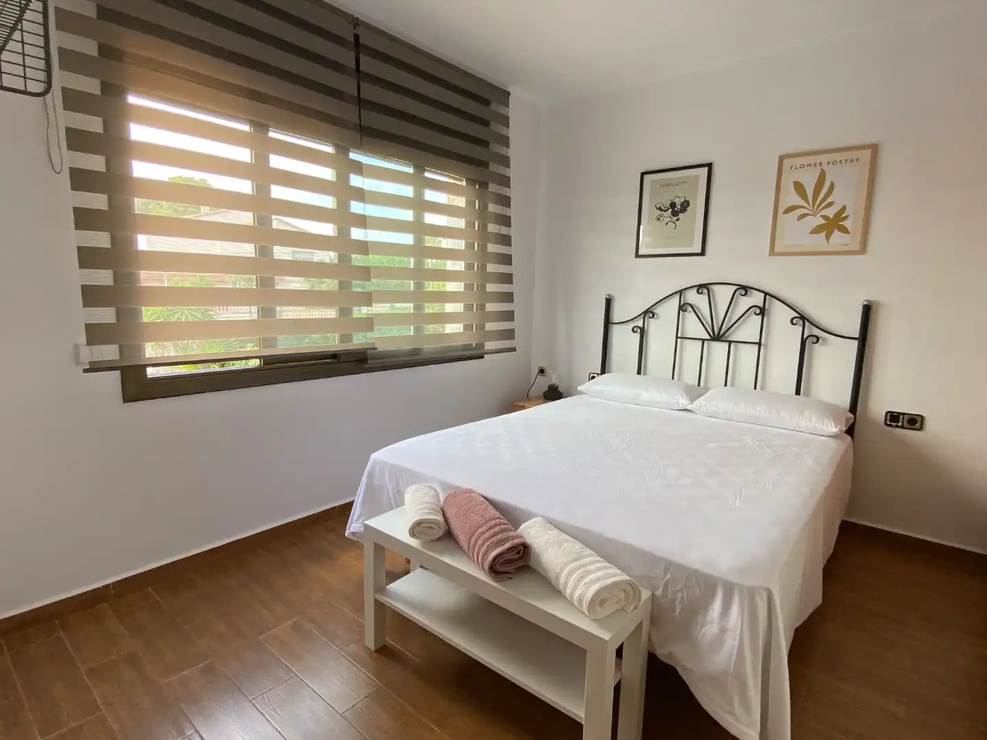 Dormitori de Casa o xalet de lloguer en El Vendrell amb Aire condicionat, Terrassa i Piscina