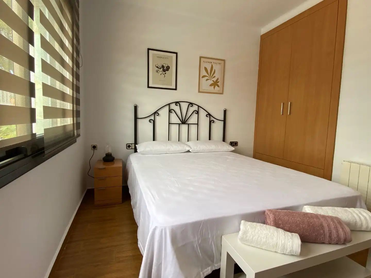 Dormitori de Casa o xalet de lloguer en El Vendrell amb Aire condicionat, Terrassa i Piscina