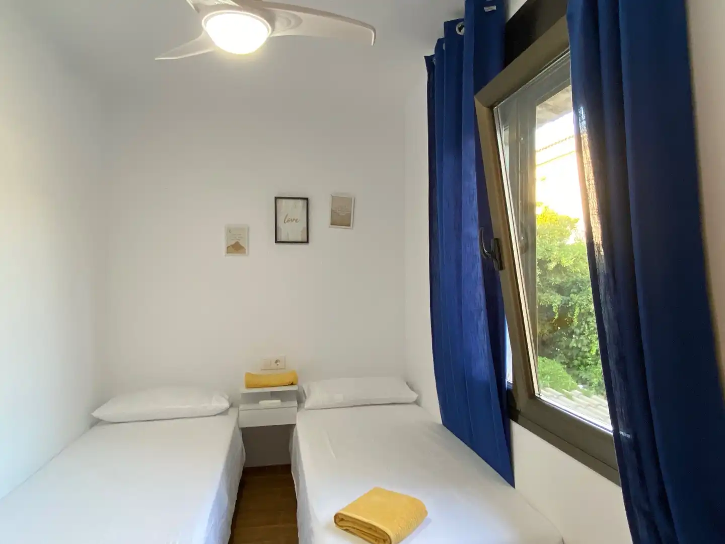 Dormitori de Casa o xalet de lloguer en El Vendrell amb Aire condicionat, Terrassa i Piscina