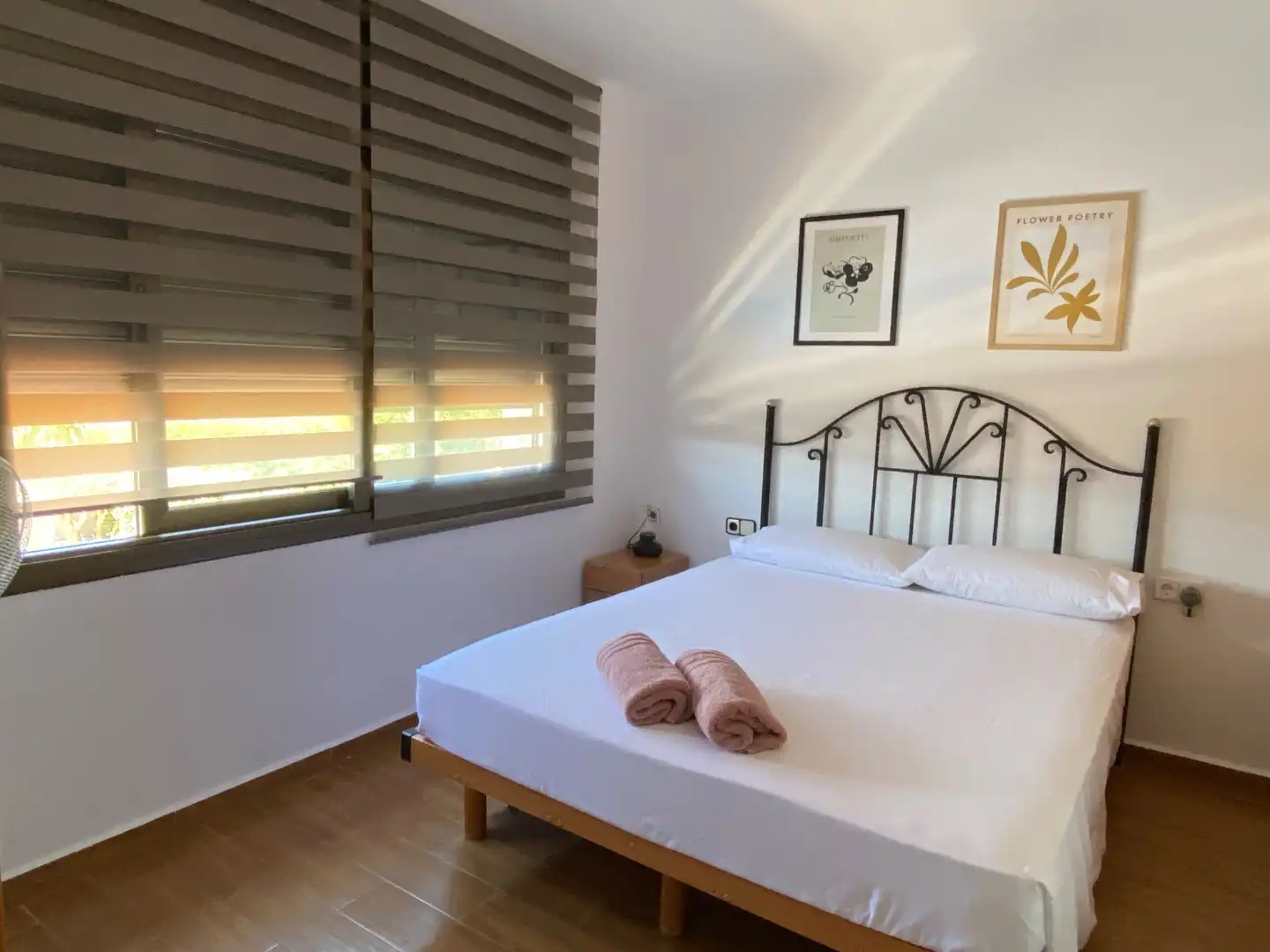Dormitori de Casa o xalet de lloguer en El Vendrell amb Aire condicionat, Terrassa i Piscina