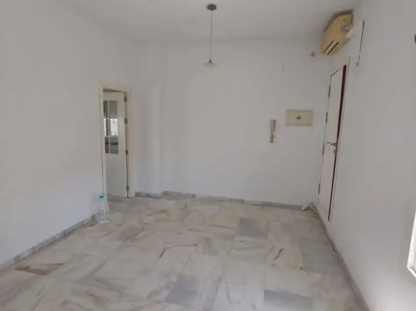 Estudi de lloguer en Sanlúcar la Mayor amb Aire condicionat
