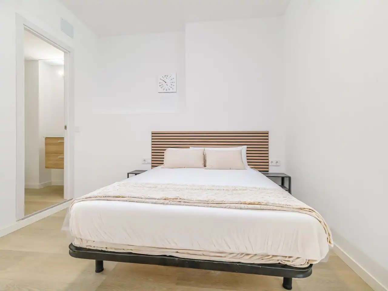 Schlafzimmer von Wohnung zum Verkauf in Tarragona mit Parkett und Möbliert