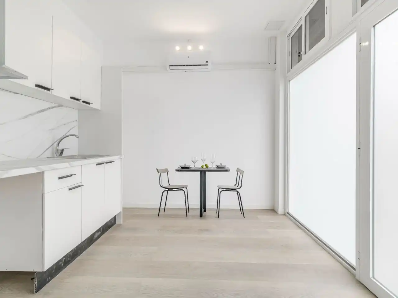 Küche von Wohnung zum Verkauf in Tarragona mit Parkett und Möbliert