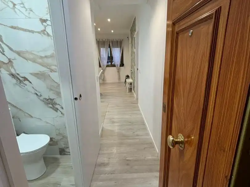 Room in Carrer de París, 6, Collblanc Room in Carrer de París, 6, Collblanc