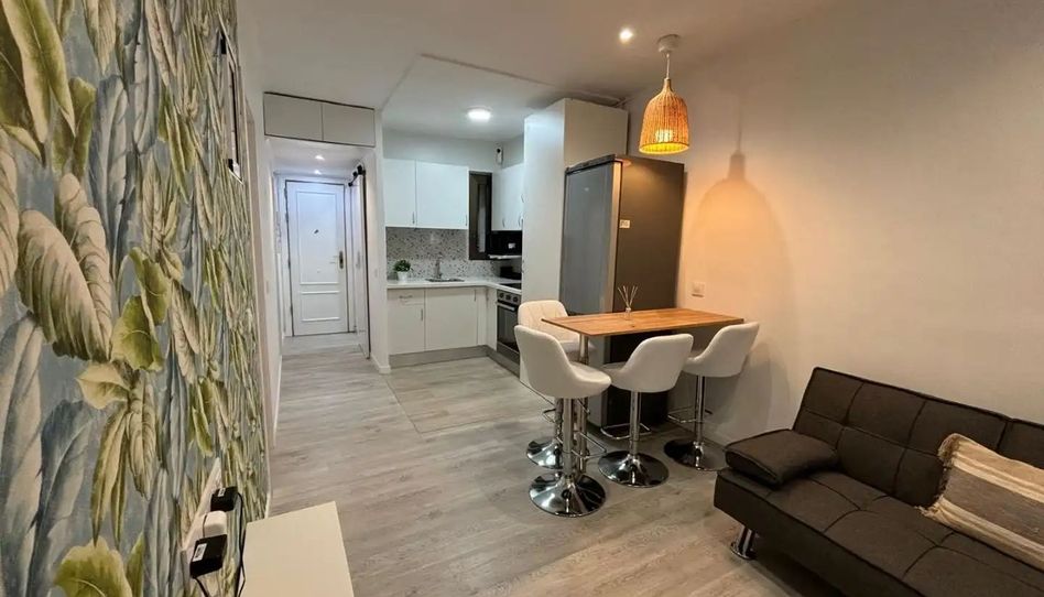 Room in Carrer de París, 6, Collblanc, L'Hospitalet de Llobregat - image 1 Photo 1 of Room in Carrer de París, 6, Collblanc, L'Hospitalet de Llobregat