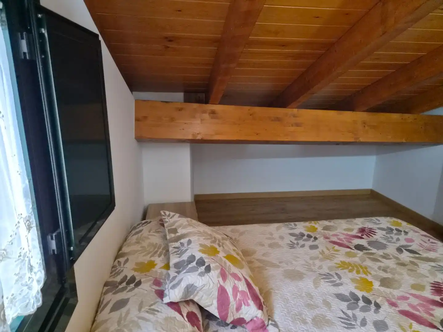 Casa o xalet en venda a Rua Caldesiños, 9, Viana do Bolo Dormitori de Casa o xalet en venda en Viana do Bolo amb Calefacció, Traster i Moblat