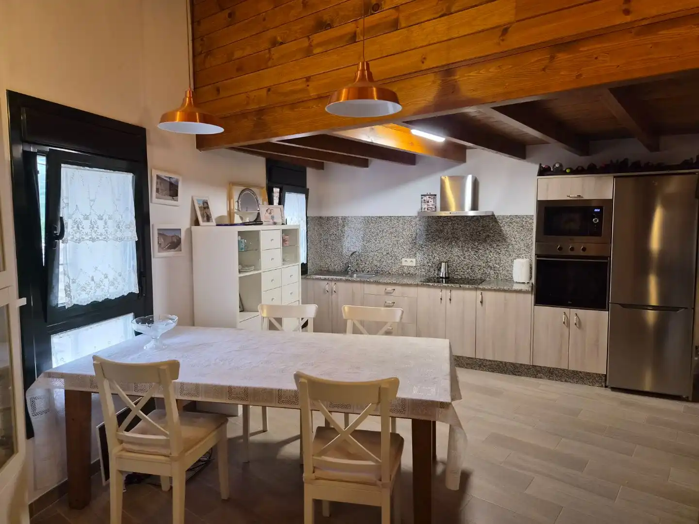 Casa o xalet en venda a Rua Caldesiños, 9, Viana do Bolo Cuina de Casa o xalet en venda en Viana do Bolo amb Calefacció, Traster i Moblat