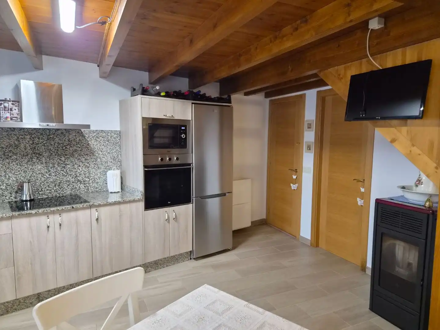 Casa o xalet en venda a Rua Caldesiños, 9, Viana do Bolo Cuina de Casa o xalet en venda en Viana do Bolo amb Calefacció, Traster i Moblat