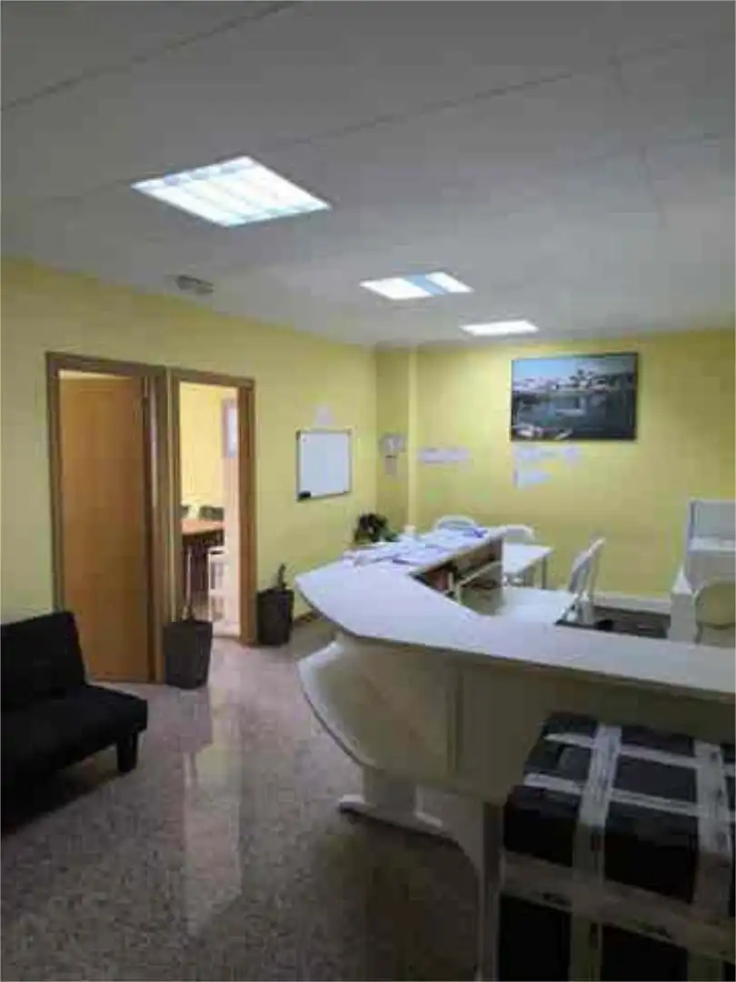 Oficina de alquiler en Sanxenxo