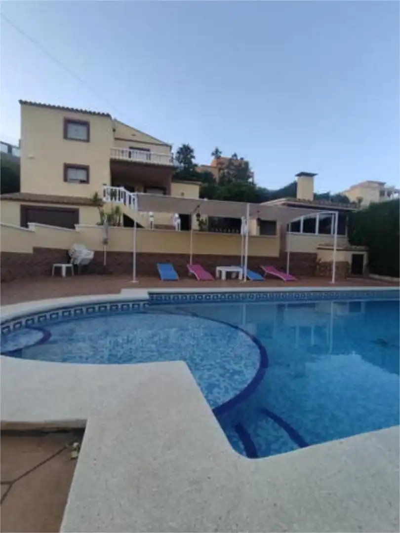 Piscina de Casa adosada de lloguer en Alginet amb Terrassa i Piscina