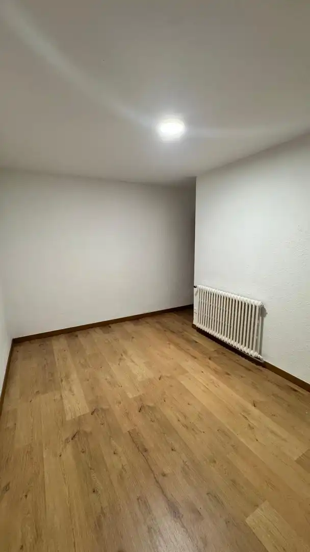 Habitación de Piso en venta en León Capital  con Calefacción, Parquet y Terraza